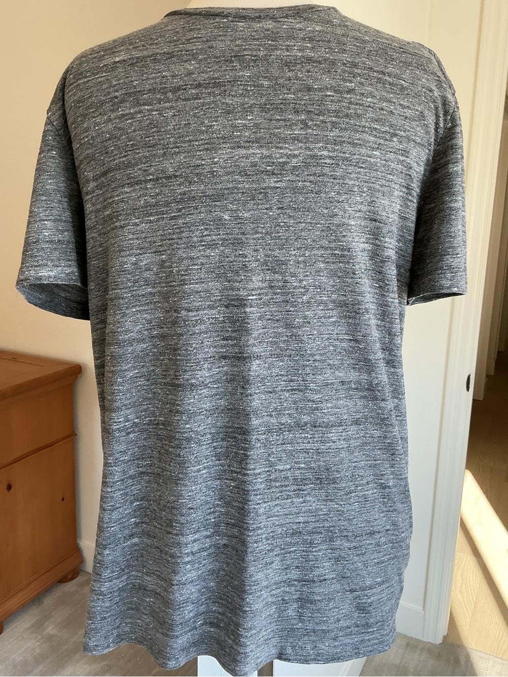 AllSaints Gray Heather Short-Sleeve Trouble SS Crewneck Tee - Size Medium